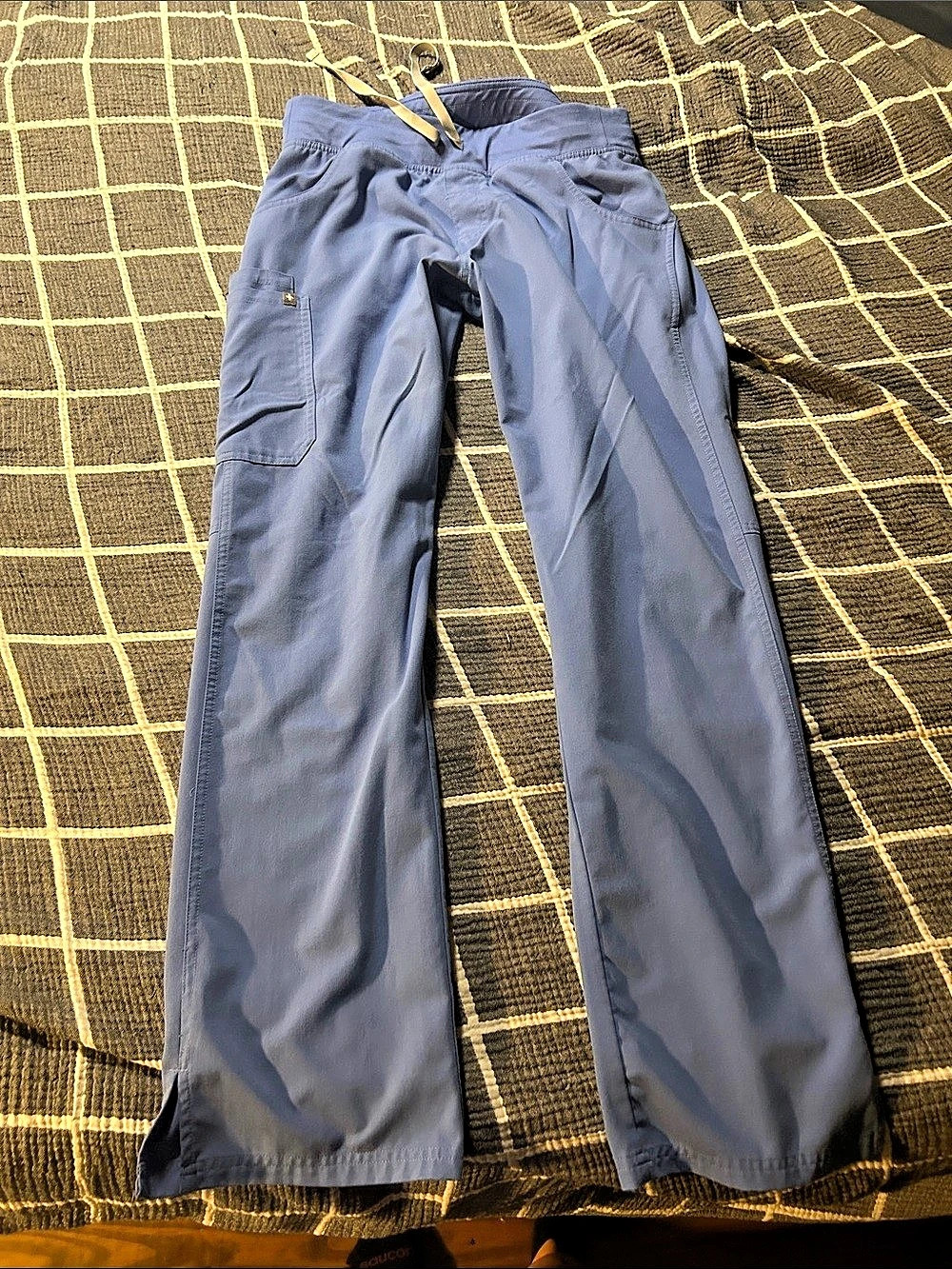 FIGS Technical Collection Straight Leg Pants in Blue Size Medium Like New